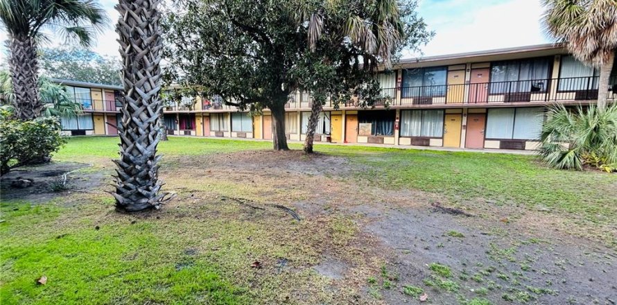 Condo in Orlando, Florida, 2 rooms  № 1370238