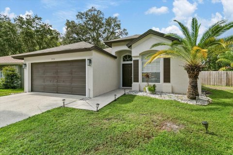 House in Tampa, Florida 3 bedrooms, 143.91 sq.m. № 1370239 - photo 3