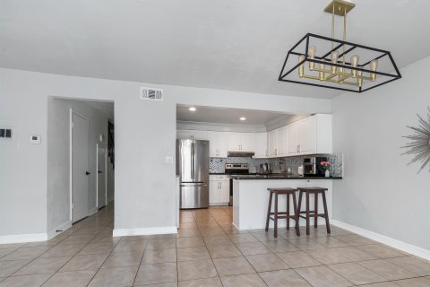 Condo in Davie, Florida, 3 bedrooms  № 1177210 - photo 12