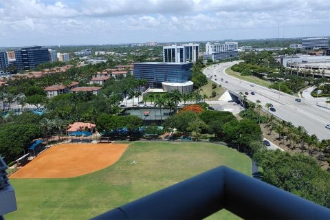 Condo in Aventura, Florida, 2 bedrooms  № 1331372 - photo 5