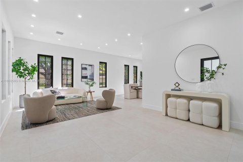 Villa ou maison à vendre à Coral Gables, Floride: 4 chambres, 241.08 m2 № 1367267 - photo 3