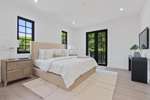 Casa en venta en Coral Gables, Florida, 4 dormitorios, 241.08 m2 № 1367267 - foto 16