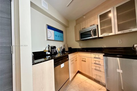 Condo in Fort Lauderdale, Florida, 1 bedroom  № 1159307 - photo 7