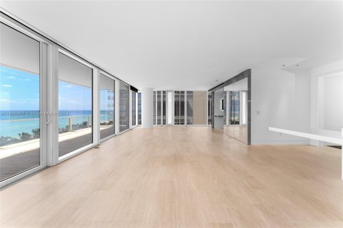 Copropriété à vendre à Surfside, Floride: 1 chambre, 188.68 m2 № 1159258 - photo 6