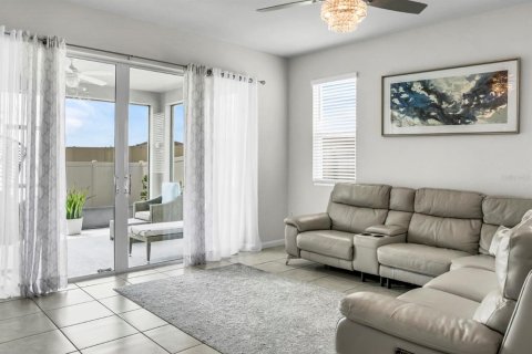 Casa en venta en Davenport, Florida, 4 dormitorios, 181.07 m2 № 1365041 - foto 8