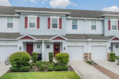 Townhouse in Wesley Chapel, Florida 3 bedrooms, 141.68 sq.m. № 1335183 - photo 1