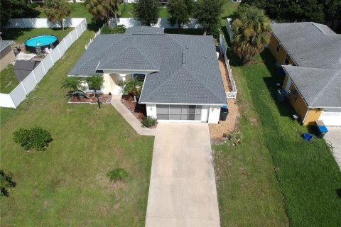 House in North Port, Florida 3 bedrooms, 131.92 sq.m. № 1314488 - photo 2