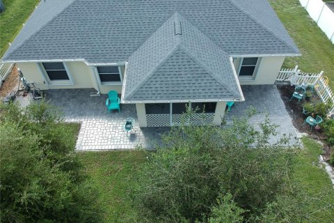 House in North Port, Florida 3 bedrooms, 131.92 sq.m. № 1314488 - photo 8