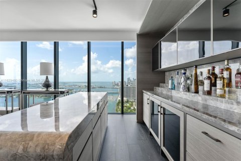 Condo in Miami, Florida, 3 bedrooms  № 1290886 - photo 6