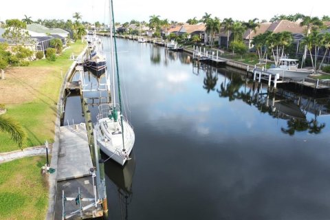 Land in Punta Gorda, Florida № 1215070 - photo 2