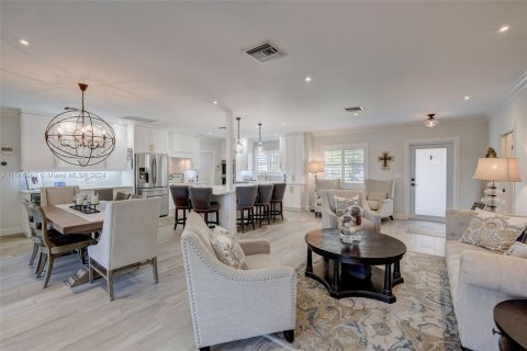 Casa en venta en Miami Shores, Florida, 3 dormitorios, 190.36 m2 № 1127181 - foto 8