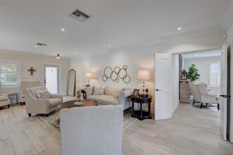 Casa en venta en Miami Shores, Florida, 3 dormitorios, 190.36 m2 № 1127181 - foto 9