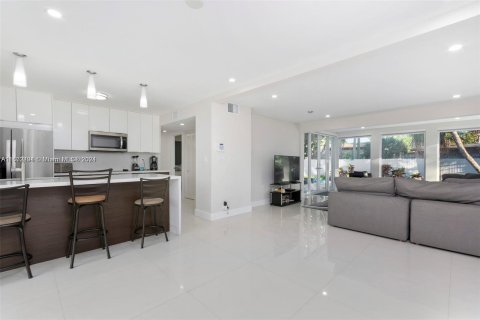 Casa en alquiler en Fort Lauderdale, Florida, 3 dormitorios, 151.62 m2 № 1394990 - foto 9