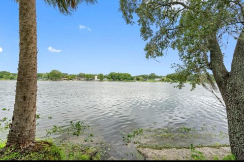 Condo in Tampa, Florida, 1 bedroom  № 1365059 - photo 18