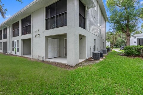 Condo in Tampa, Florida, 1 bedroom  № 1365059 - photo 16