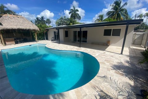 Villa ou maison à vendre à Fort Lauderdale, Floride: 3 chambres, 117.71 m2 № 68985 - photo 1