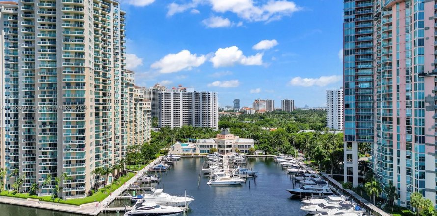 Condo in Aventura, Florida, 3 bedrooms  № 1427449