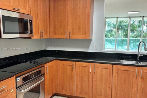 Condo in Aventura, Florida, 3 bedrooms  № 1427449 - photo 7