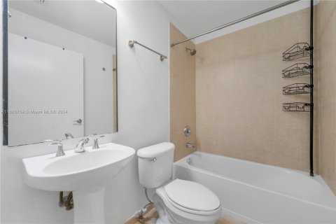 Condo in Aventura, Florida, 3 bedrooms  № 1427449 - photo 11