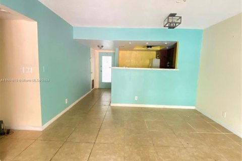 Copropriété à louer à Deerfield Beach, Floride: 2 chambres, 89.19 m2 № 1368916 - photo 3