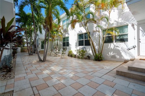 Immobilier commercial à vendre à Miami Beach, Floride № 361607 - photo 6