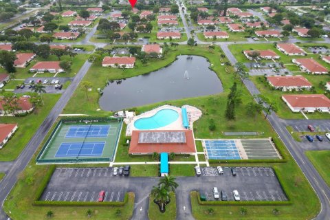 Villa ou maison à vendre à Delray Beach, Floride: 2 chambres, 100.33 m2 № 945002 - photo 4