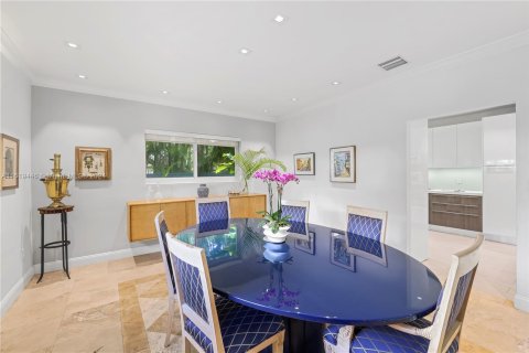 Casa en venta en Miami, Florida, 4 dormitorios, 283.54 m2 № 1281645 - foto 10