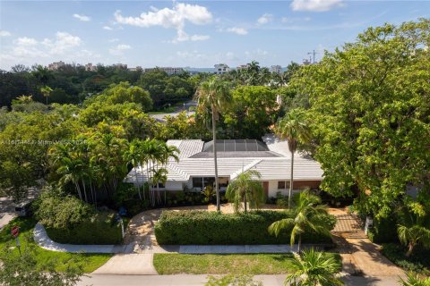 Casa en venta en Miami, Florida, 4 dormitorios, 283.54 m2 № 1281645 - foto 9