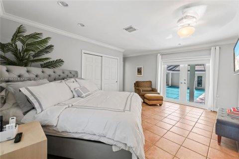 Casa en venta en Miami, Florida, 4 dormitorios, 283.54 m2 № 1281645 - foto 23