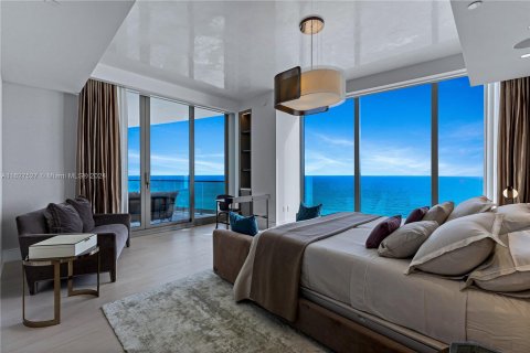 Condo in Sunny Isles Beach, Florida, 4 bedrooms  № 1281685 - photo 16