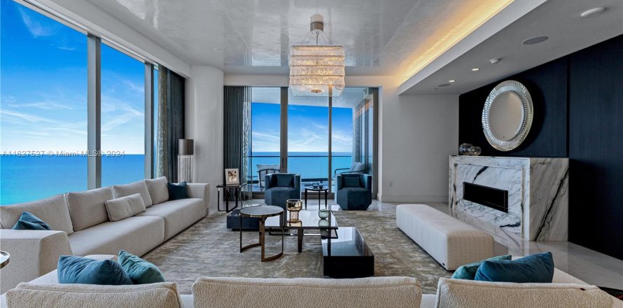 Condominio en Sunny Isles Beach, Florida, 4 dormitorios  № 1281685