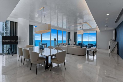 Condominio en venta en Sunny Isles Beach, Florida, 4 dormitorios, 407.38 m2 № 1281685 - foto 6