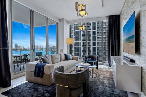 Condominio en venta en Sunny Isles Beach, Florida, 4 dormitorios, 407.38 m2 № 1281685 - foto 28