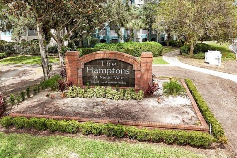 Copropriété à vendre à Orlando, Floride: 3 chambres, 118.73 m2 № 1389446 - photo 2