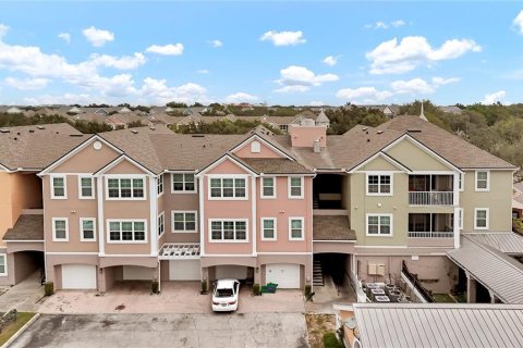 Condominio en venta en Orlando, Florida, 3 dormitorios, 118.73 m2 № 1389446 - foto 1