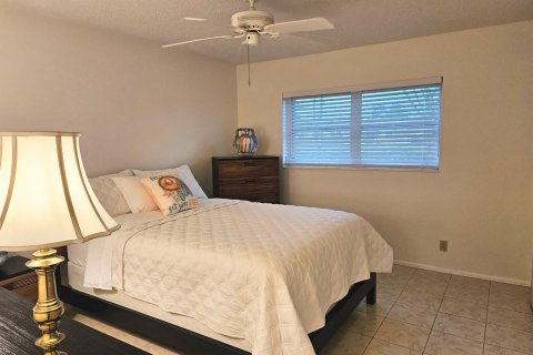Casa en venta en West Palm Beach, Florida, 1 dormitorio, 56.76 m2 № 907533 - foto 21