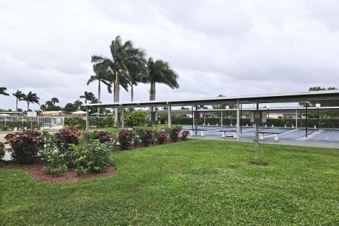 Villa ou maison à vendre à West Palm Beach, Floride: 1 chambre, 56.76 m2 № 907533 - photo 1