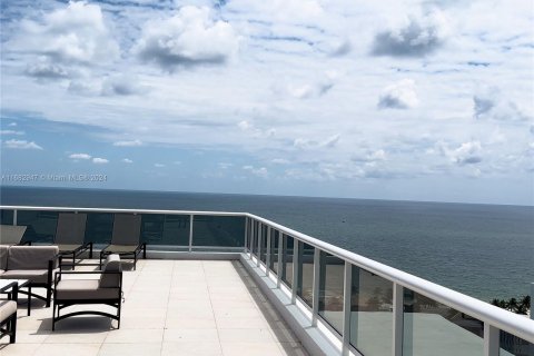 Copropriété à vendre à Fort Lauderdale, Floride: 2 chambres, 102.19 m2 № 1417103 - photo 6