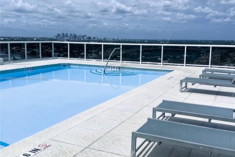 Copropriété à vendre à Fort Lauderdale, Floride: 2 chambres, 102.19 m2 № 1417103 - photo 2