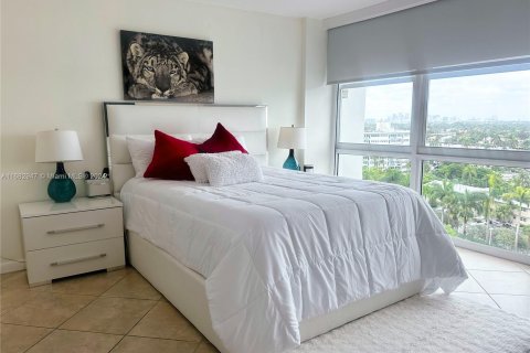 Copropriété à vendre à Fort Lauderdale, Floride: 2 chambres, 102.19 m2 № 1417103 - photo 19