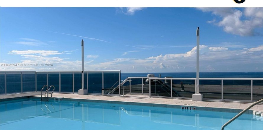 Condominio en Fort Lauderdale, Florida, 2 dormitorios  № 1417103