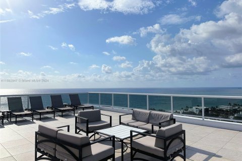 Condominio en venta en Fort Lauderdale, Florida, 2 dormitorios, 102.19 m2 № 1417103 - foto 7