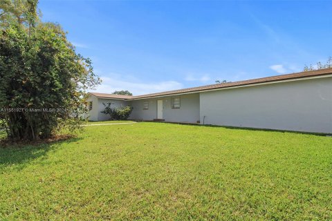 House in Homestead, Florida 3 bedrooms, 164.81 sq.m. № 1417105 - photo 4