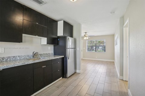 Casa en venta en Oakland Park, Florida, 2 dormitorios, 90.12 m2 № 1272558 - foto 15