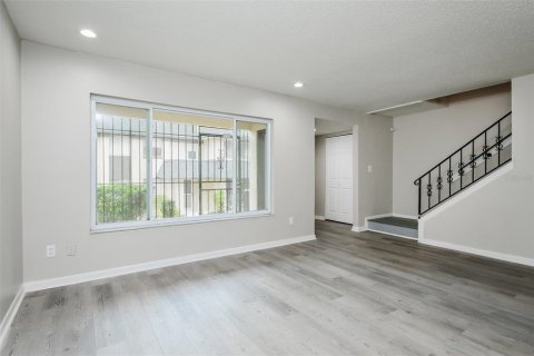 Condominio en venta en Orlando, Florida, 2 dormitorios, 117.99 m2 № 879683 - foto 3