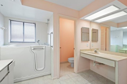 Condominio en venta en Boca Raton, Florida, 2 dormitorios, 118.45 m2 № 949944 - foto 14