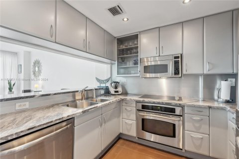 Condominio en venta en Miami Beach, Florida, 1 dormitorio, 72.28 m2 № 1234080 - foto 9