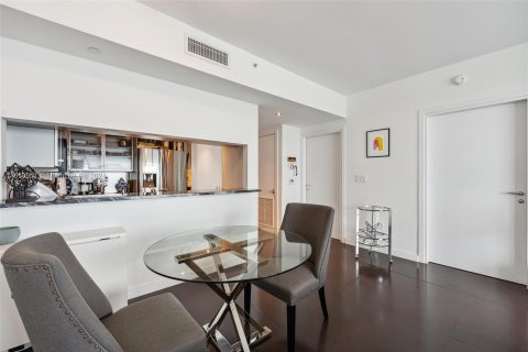 Condo in Miami Beach, Florida, 1 bedroom  № 1234080 - photo 16