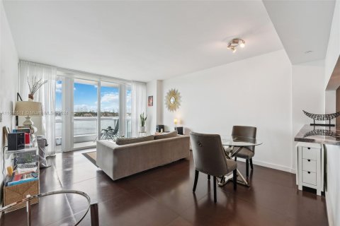 Copropriété à vendre à Miami Beach, Floride: 1 chambre, 72.28 m2 № 1234080 - photo 11