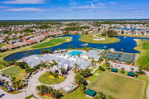 Villa ou maison à vendre à Port Charlotte, Floride: 2 chambres, 129.41 m2 № 337375 - photo 26